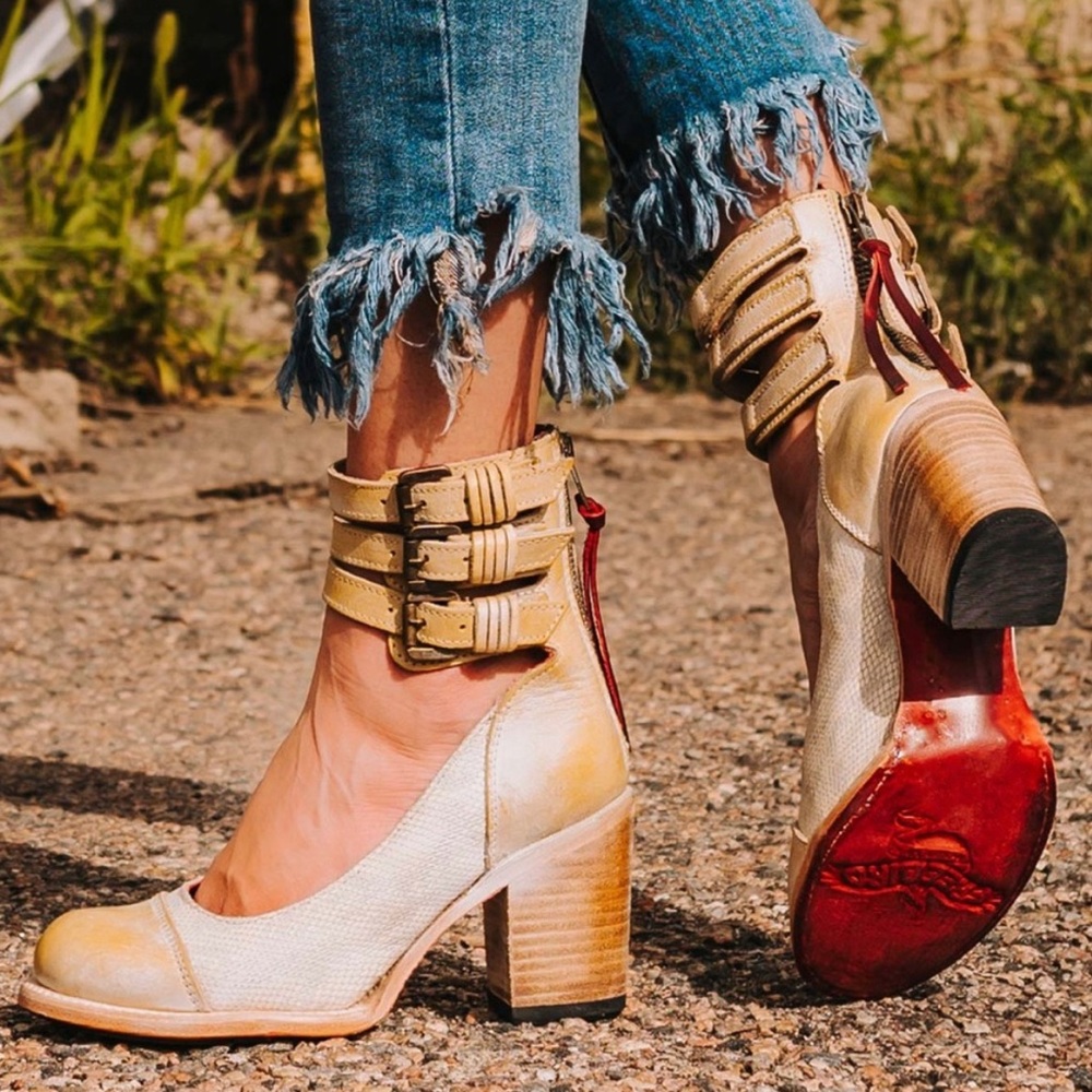 NEW Freebird Bonnie Yellow Snake Heels Size 9